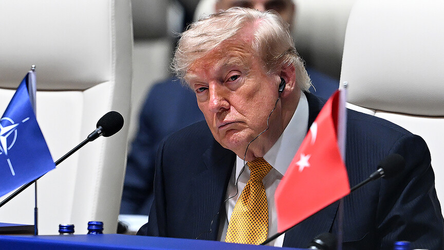 ABD Başkanı Trump: Büyük ihtimalle bu akşam İran'ı çok sert şekilde vuracağız