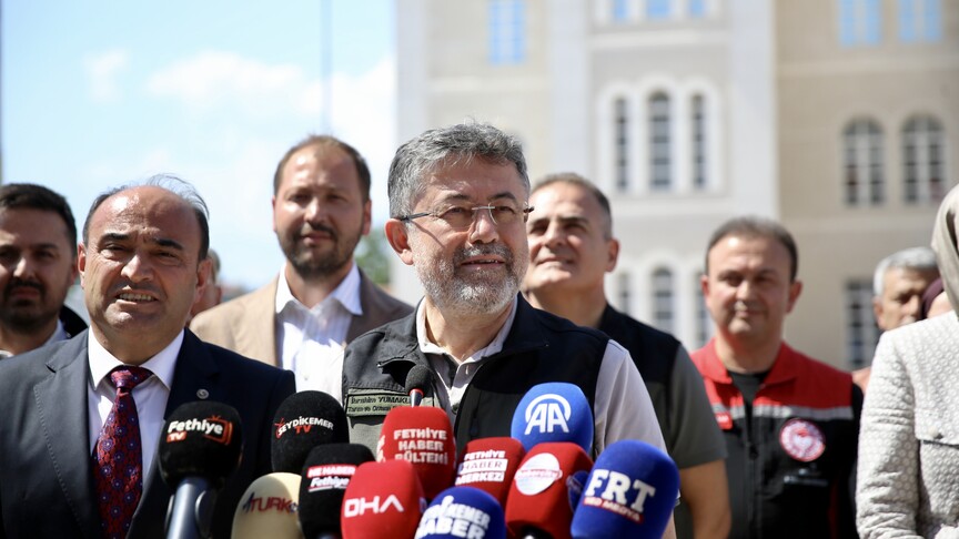 Bakan Yumaklı: Seydikemer'de kurulacak Tarıma Dayalı İhtisas Süt Organize Sanayi Bölgesi'ni 2027'de hizmete sunacağız haber görseli