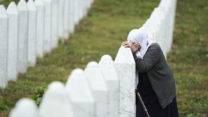 Srebrenitsa Soykırımı davalarında verilen cezalar kurban yakınlarının acısını hafifletmedi haber görseli