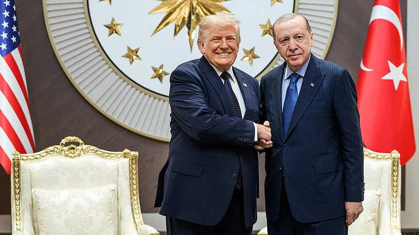 Beyaz Saray, Trump ve Erdoğan'ın tokalaştığı fotoğrafı paylaştı haber görseli