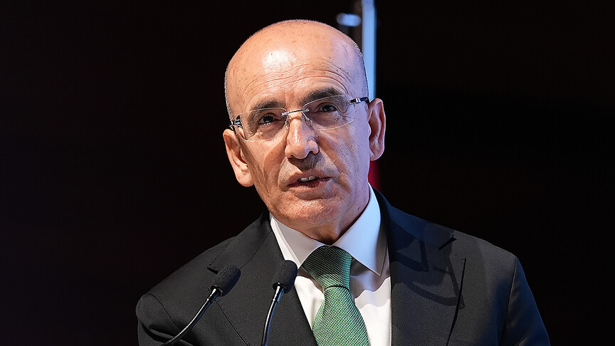Bakan Şimşek: Savunma sanayisindeki başarımızı diğer sektörlere de taşıyarak üretim kapasitemizi artırmayı sürdüreceğiz haber görseli