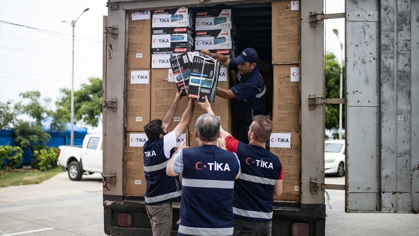 TİKA'dan depremin vurduğu Venezuela'ya 2 kamyon barınma ve temel yaşam malzemesi desteği haber görseli