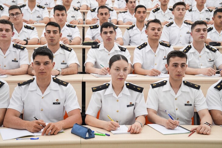Deniz Harp Okulu'nda geleceğin donanımlı deniz subayları yetişiyor haber görseli