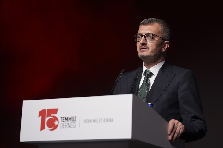 İletişim Başkanı Duran 15 Temmuz Derneğinin "Şehit ve Şahit" programına katıldı haber görseli