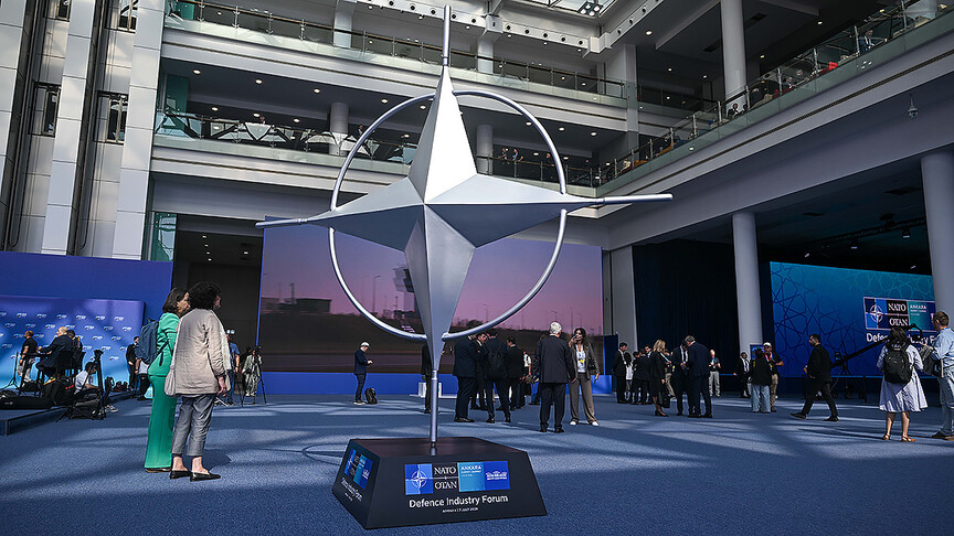 Türkiye'nin F-35 almasına ilişkin NATO Zirvesi'ndeki olumlu açıklamalar Atina'da endişe yarattı haber görseli