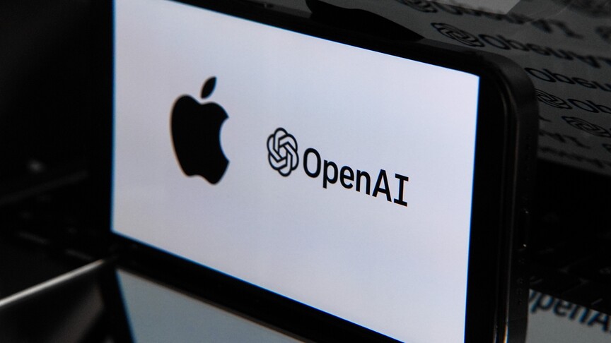 Apple "ticari sırlarını çaldığı" iddiasıyla iki eski çalışanı ve OpenAI'a dava açtı haber görseli