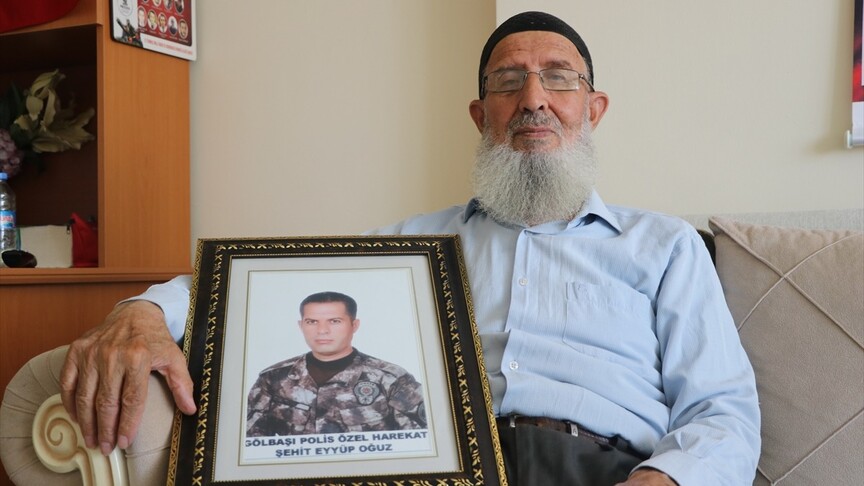 15 Temmuz şehidi Eyyüp Oğuz'un babasının hüznü 10 yıldır dinmedi haber görseli
