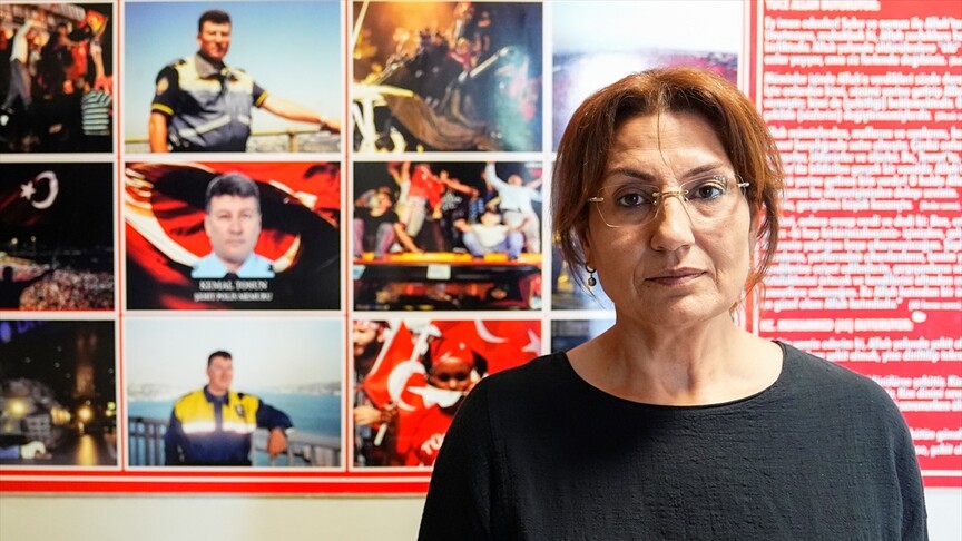 Şehit polis memuru Kemal Tosun'un eşi, 15 Temmuz ruhunun gelecek nesillere aktarılmasını vurguluyor.
