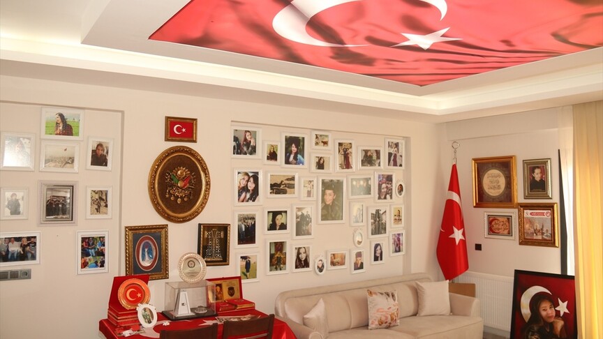 15 Temmuz şehidi Gülşah Güler'in ailesi evlerini kızlarının hatıralarıyla donattı