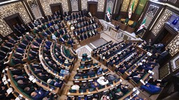 Suriye’de Esed rejiminin devrilmesinin ardından ilk Halk Meclisi oturumu yapıldı