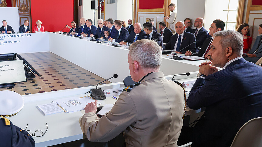 Dışişleri Bakanı Hakan Fidan, Fransa'nın başkenti Paris'te Ukrayna konulu Gönüllüler Koalisyonu Liderler Zirvesi'ne katıldı.