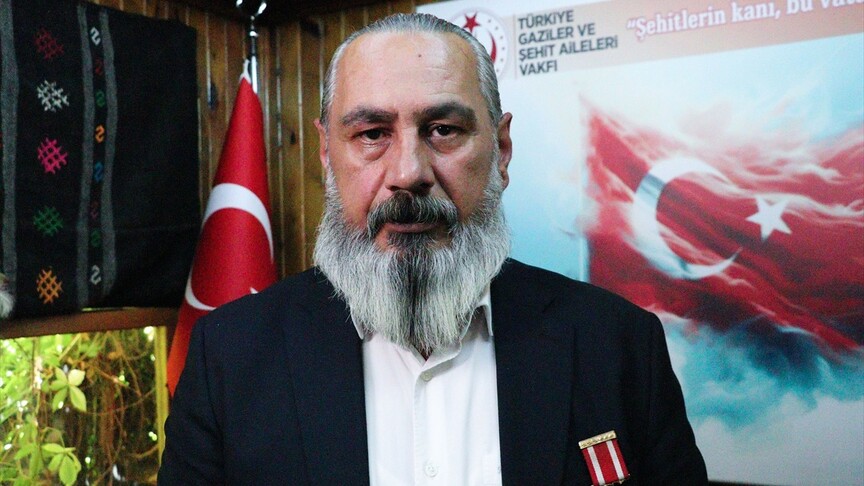 15 Temmuz gazisi Durak Deniz, vatanseverlik ve cesaret vurgusu yapıyor.