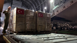 Türkiye'den gönderilen 30 ton insani yardım malzemesi Venezuela'ya ulaştı