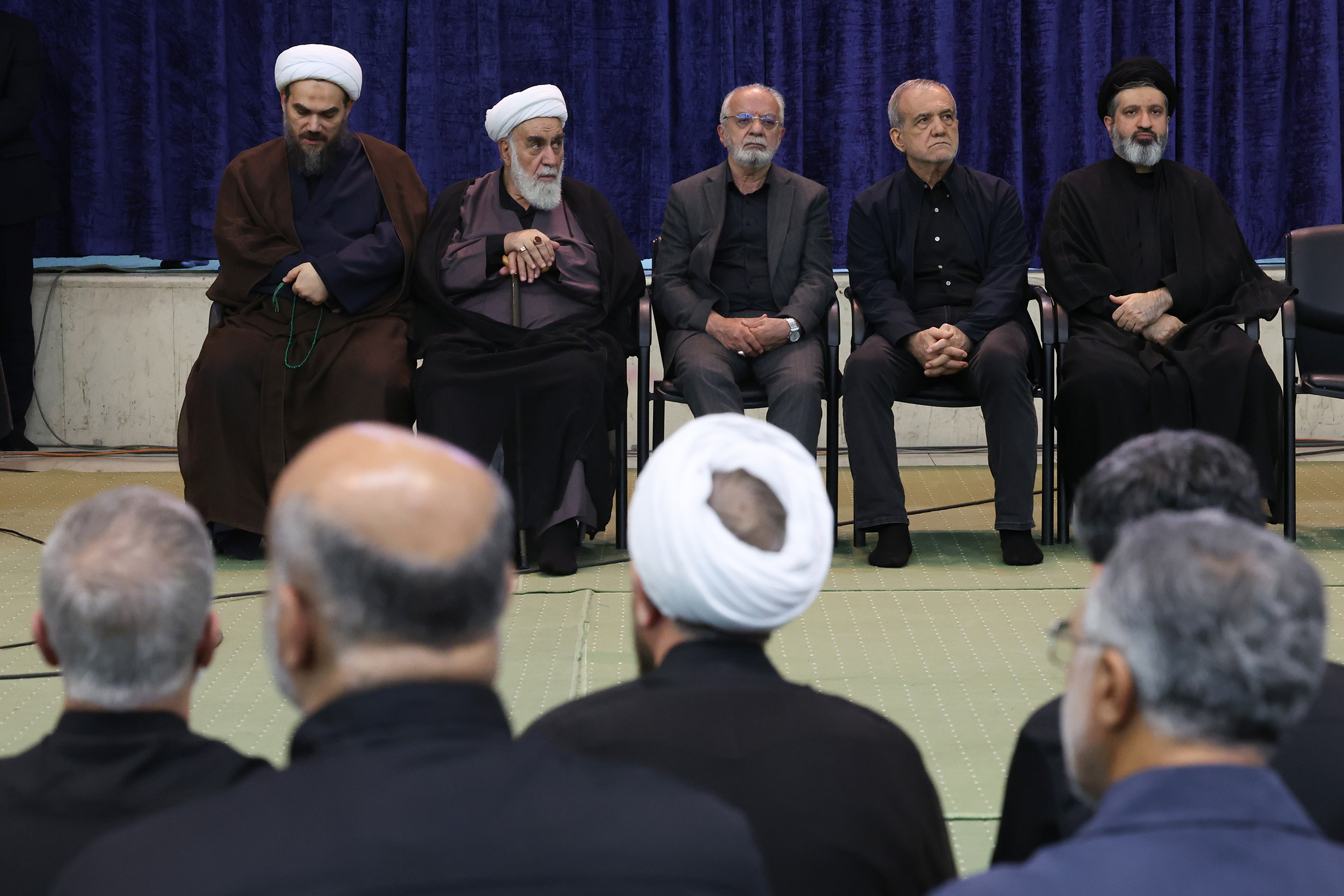 İran’ın eski lideri Hamaney için Tahran’da anma töreni düzenlendi