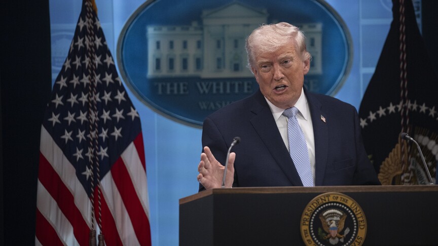 ABD Başkanı Donald Trump, Hürmüz Boğazı'ndan geçiş ücreti yerine Körfez ülkeleriyle ticaret anlaşmaları yapılacağını duyurdu.