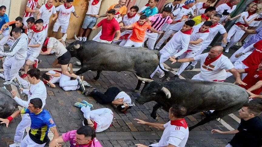 Të paktën 10 të plagosur në garën me dema në San Fermin të Spanjës