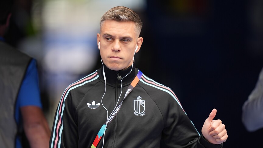 Beşiktaş, Belçikalı futbolcu Trossard'ın transferi için görüşmelere başlandığını açıkladı haber görseli