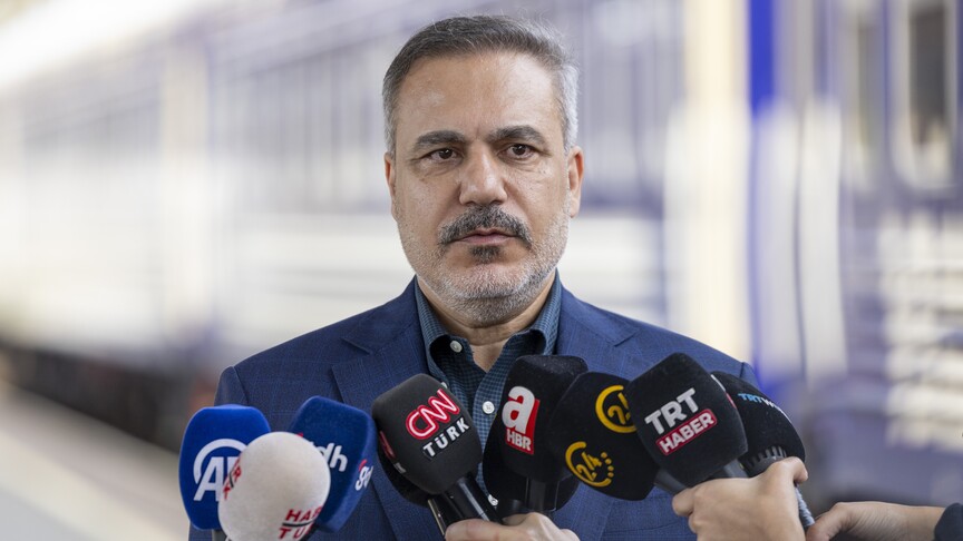 فيدان: تركيا تركز على مسار إنهاء الحرب في أوكرانيا