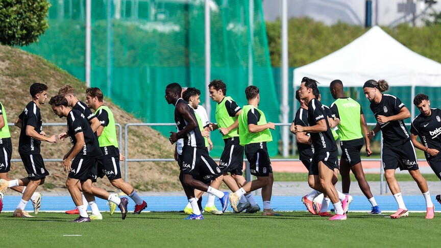 Beşiktaş, Slovakya kampını tamamladı haber görseli