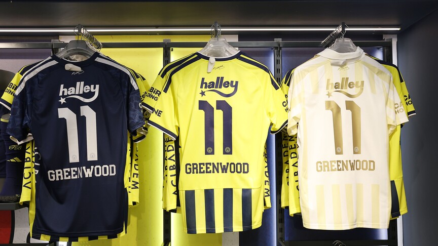 Fenerbahçe'de yeni transferler Greenwood, Ake ve Muric'in formaları satışa çıktı haber görseli