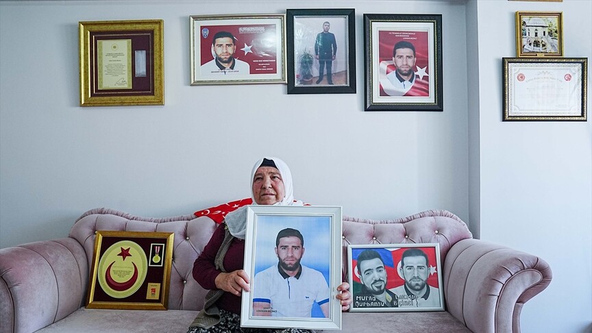 Kızının cenazesini beklerken oğlunu şehit verdi haber görseli