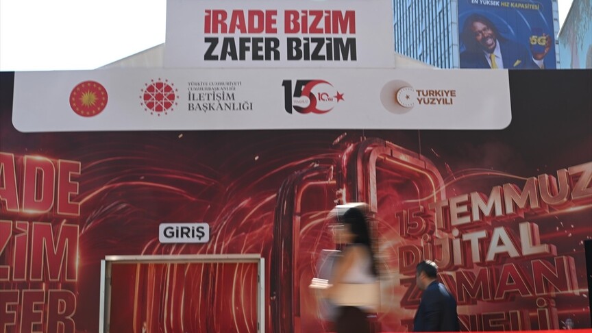 "İrade Bizim, Zafer Bizim" dijital zaman tüneli ziyarete açıldı haber görseli