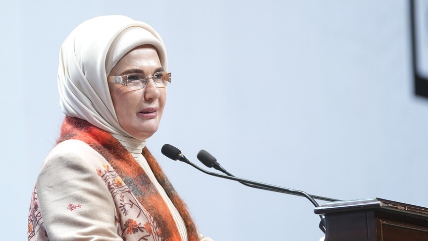 Emine Erdoğan'ın 15 Temmuz mesajı ile ilgili bir görsel.