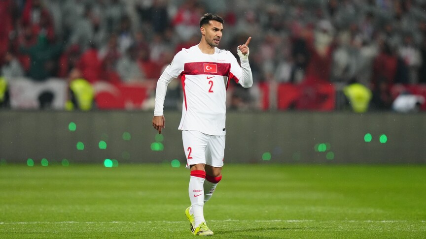 Milli futbolcu Zeki Çelik, Juventus'a transfer oldu haber görseli