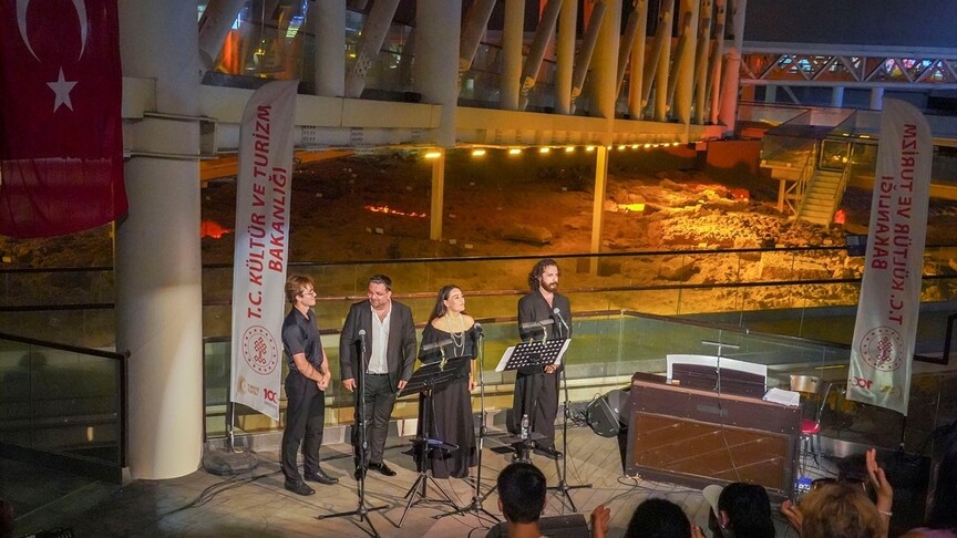 Antalya Nekropol Müzesi'nde "Kahramanlık Türküleri" konseri düzenlendi
