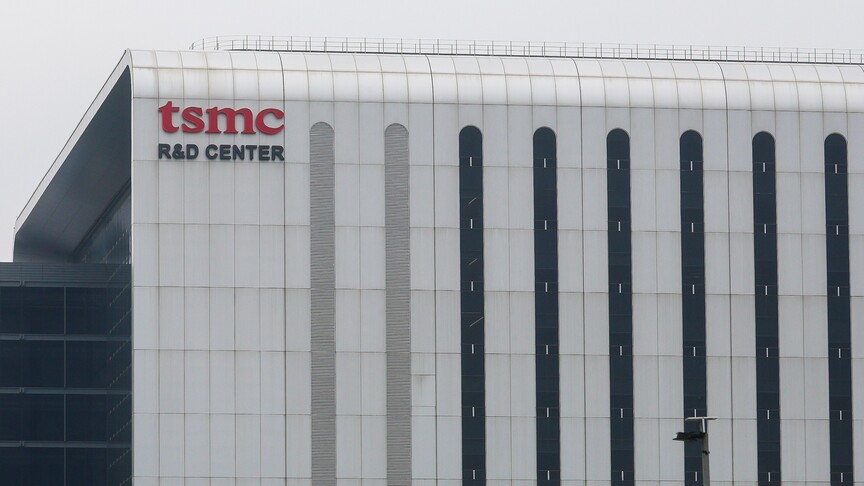 Tayvan merkezli yarı iletken üreticisi TSMC, ABD'ye 100 milyar dolarlık ek yatırım planlıyor haber görseli
