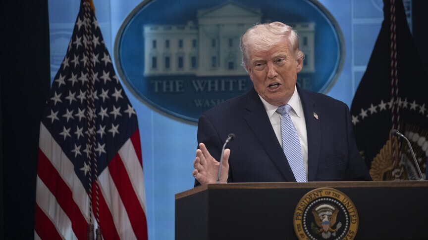 Trump, JD Vance ile "yabancı ülkelerin ABD kamuoyunu yönlendirmeye çalıştığı" konusunda hemfikir haber görseli