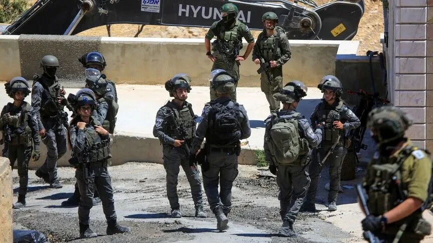 Mbi 100 okupues izraelitë sulmojnë qytezën Sinjil në Bregun Perëndimor