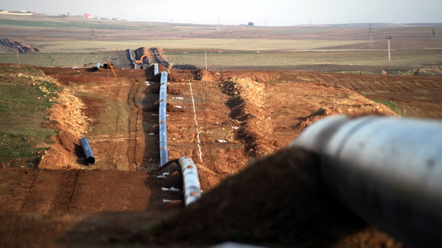 Irak ve Suriye heyetleri Washington'da petrol boru hattı anlaşması imzalarken