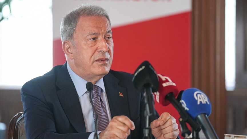 TBMM Milli Savunma Komisyonu Başkanı Akar, "S-400 konusunun bir şekilde" çözüleceğini söyledi haber görseli