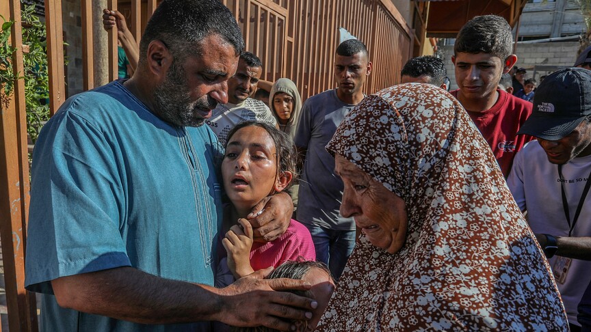 غزة.. إسرائيل تقتل 3 فلسطينيين وتوسع احتلالها شرقي دير البلح