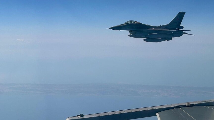 Türk Hava Kuvvetleri, Kıbrıs Adası'nın güneyinde eğitim uçuşu yaptı haber görseli