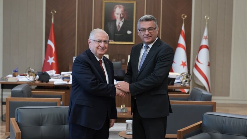 KKTC Cumhurbaşkanı Erhürman, Milli Savunma Bakanı Güler'i kabul etti haber görseli