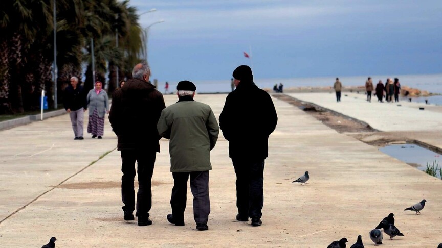 Türkiye'de geçen yıl 11 bin 885 kişi emeklilik nedeniyle şehir değiştirdi haber görseli