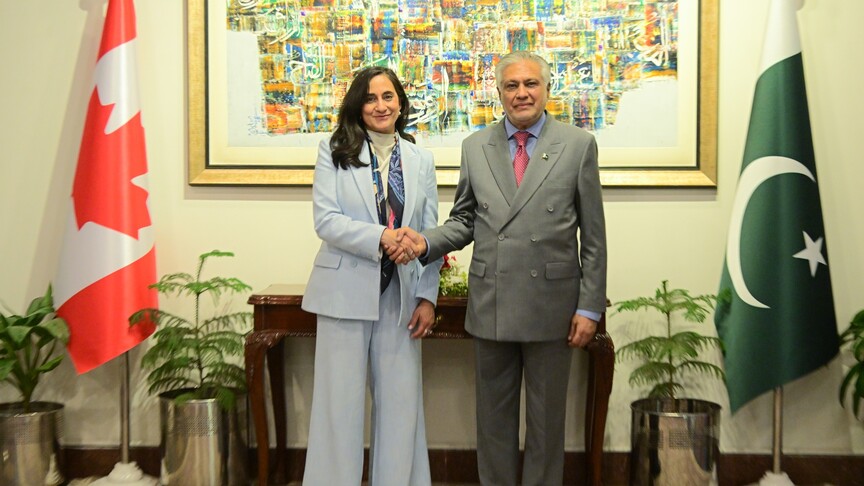 Canadian foreign minister kicks off Pakistan visit, 1st in 20 years (Ảnh: Anadolu)