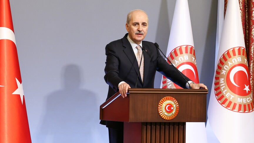 TBMM Başkanı Numan Kurtulmuş konuşma yaparken