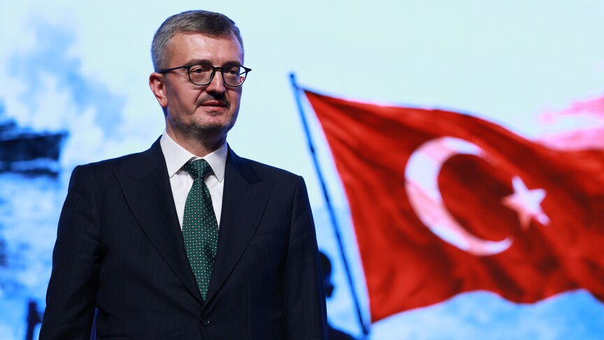 İletişim Başkanı Fahrettin Altun konuşma yaparken
