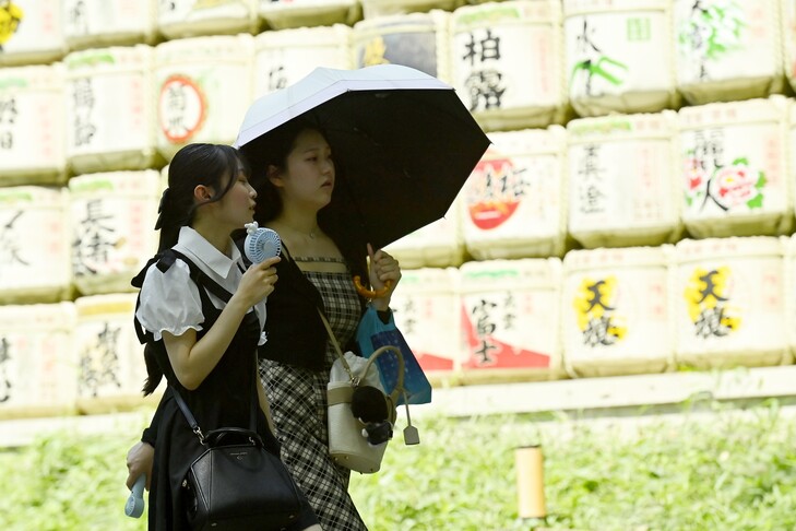 Japonia përjeton një  ditë jashtëzakonisht të nxehtë   temperaturat kalojnë 40 gradë Celsius