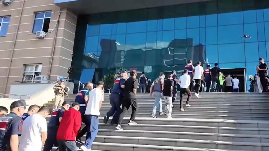 Jandarma 12 ilde 12 ayrı organize suç örgütüne operasyon düzenledi haber görseli