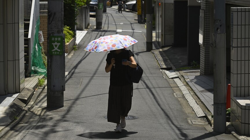 Japonya'da ilk kez aşırı sıcaklar nedeniyle "kokushobi" uyarısı yapıldı haber görseli
