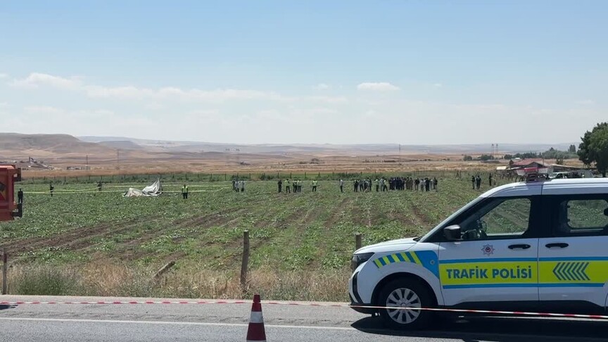 Ankara'da sivil helikopter düştü haber görseli