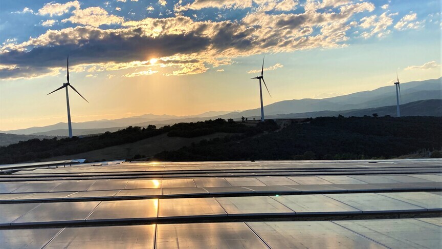 Güneş ve rüzgar kapasitesi büyürken enerji sistemlerinde esneklik ihtiyacı artıyor haber görseli