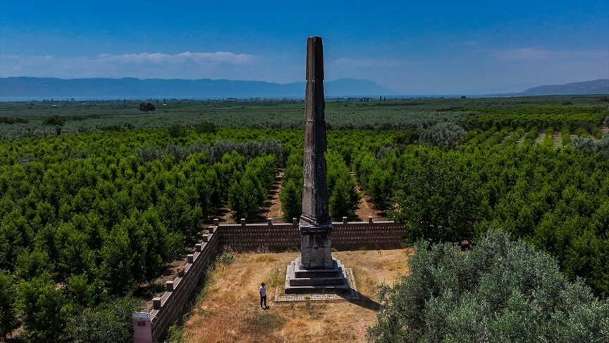 Sürgünden dönen Romalı'nın İznik'teki 2 bin yıllık anıt mezarı haber görseli