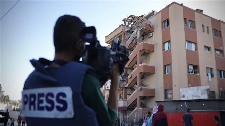 Izraeli zgjat edhe për 90 ditë ndalimin e aktivitetit të Al Jazeera s