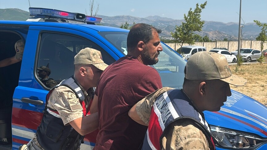 Gülistan Doku soruşturmasında gözaltına alınan 15 şüpheliden 2'si adliyeye sevk edildi haber görseli