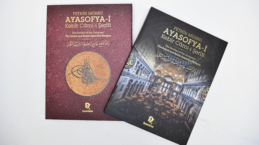 Ayasofya'nın yeniden ibadete açılışının 6. yılına özel koleksiyon eseri yarın okuyucuyla buluşacak haber görseli